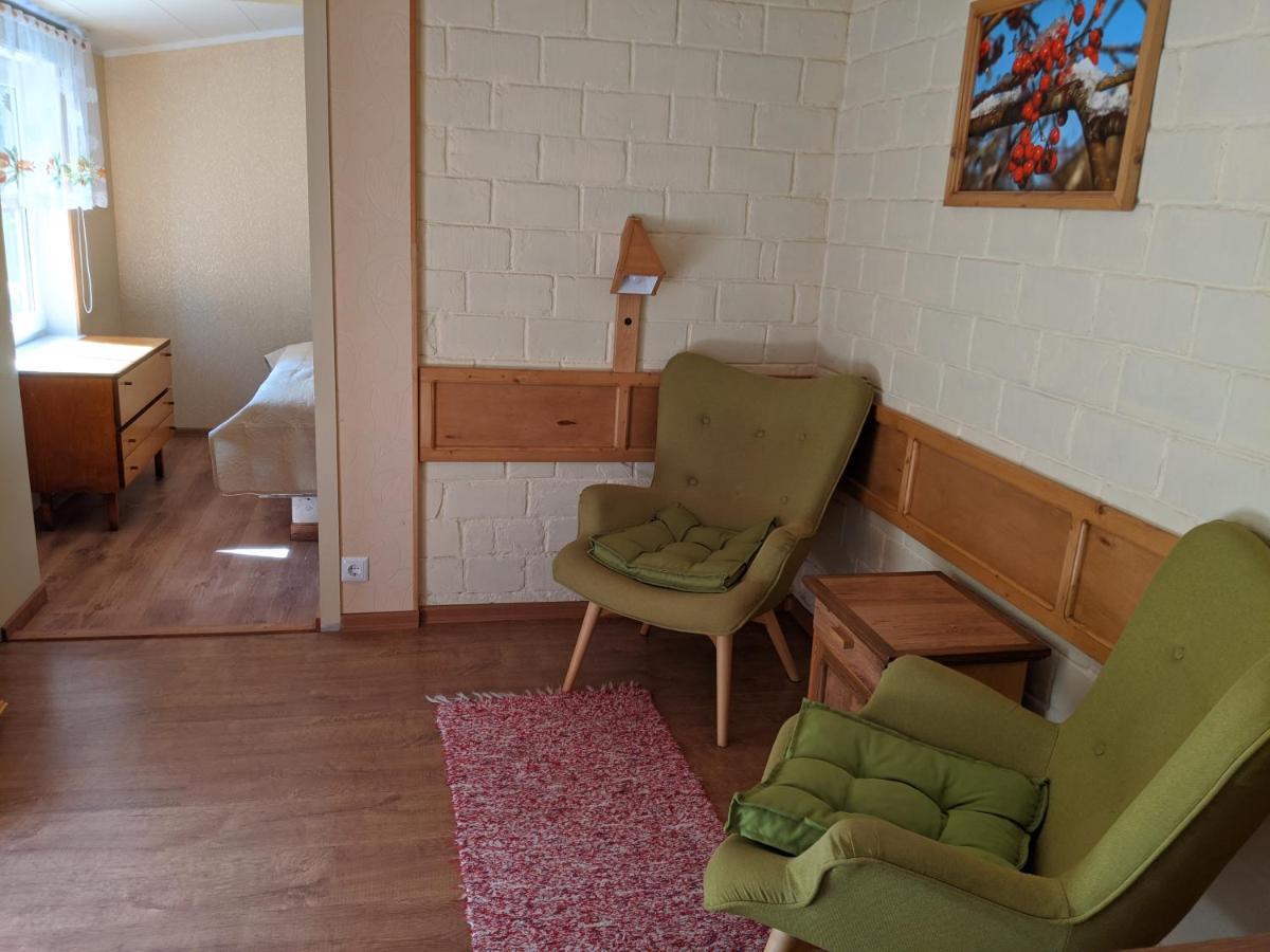 קורסארה Paerna Guesthouse & Apartments מראה חיצוני תמונה