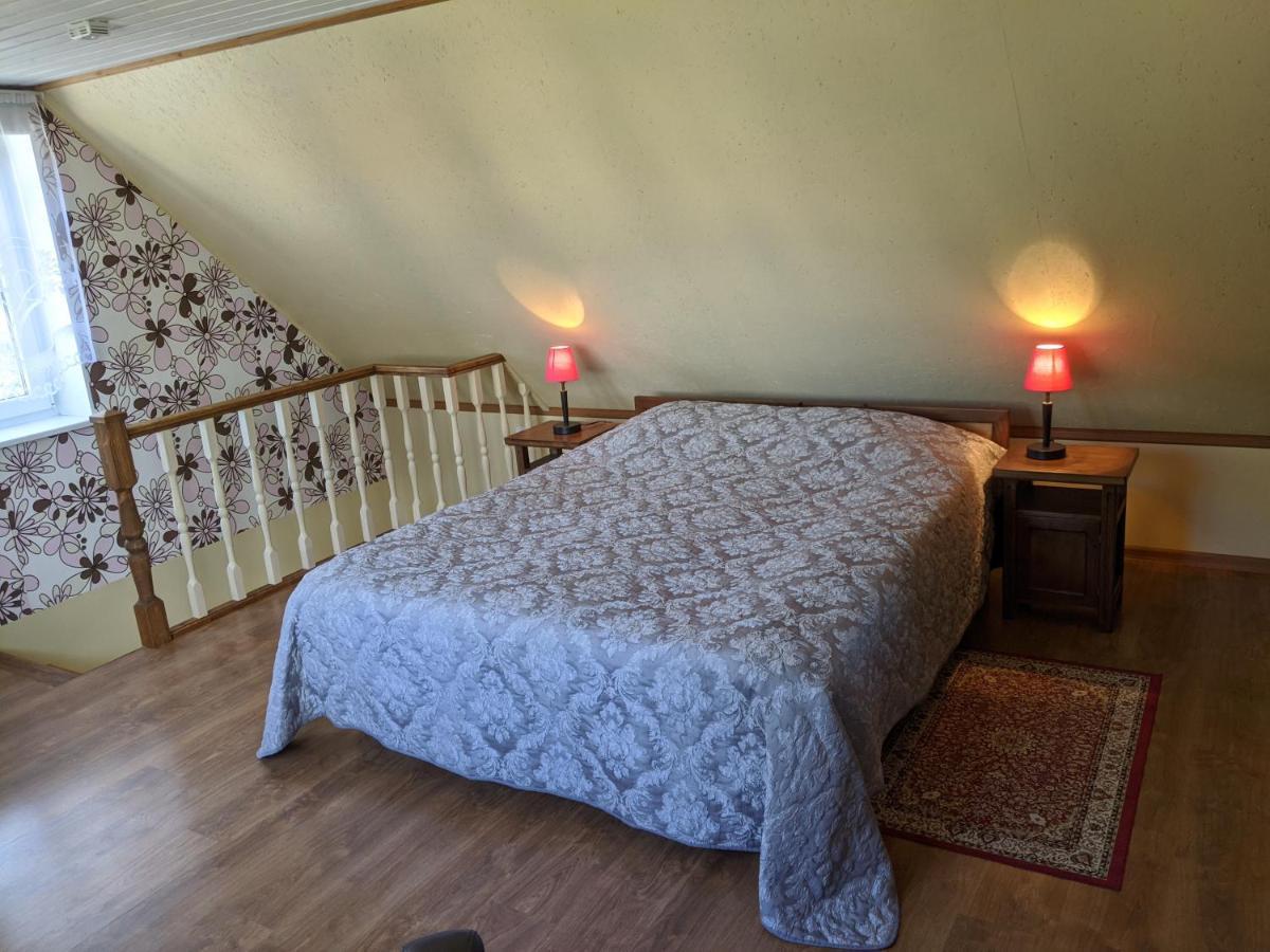 קורסארה Paerna Guesthouse & Apartments מראה חיצוני תמונה