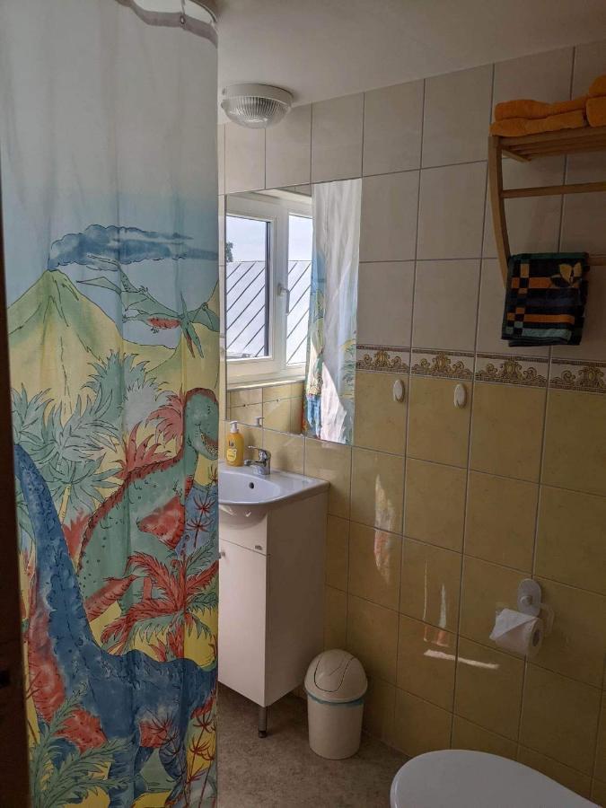 קורסארה Paerna Guesthouse & Apartments מראה חיצוני תמונה